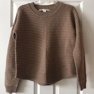 Max studio sweater